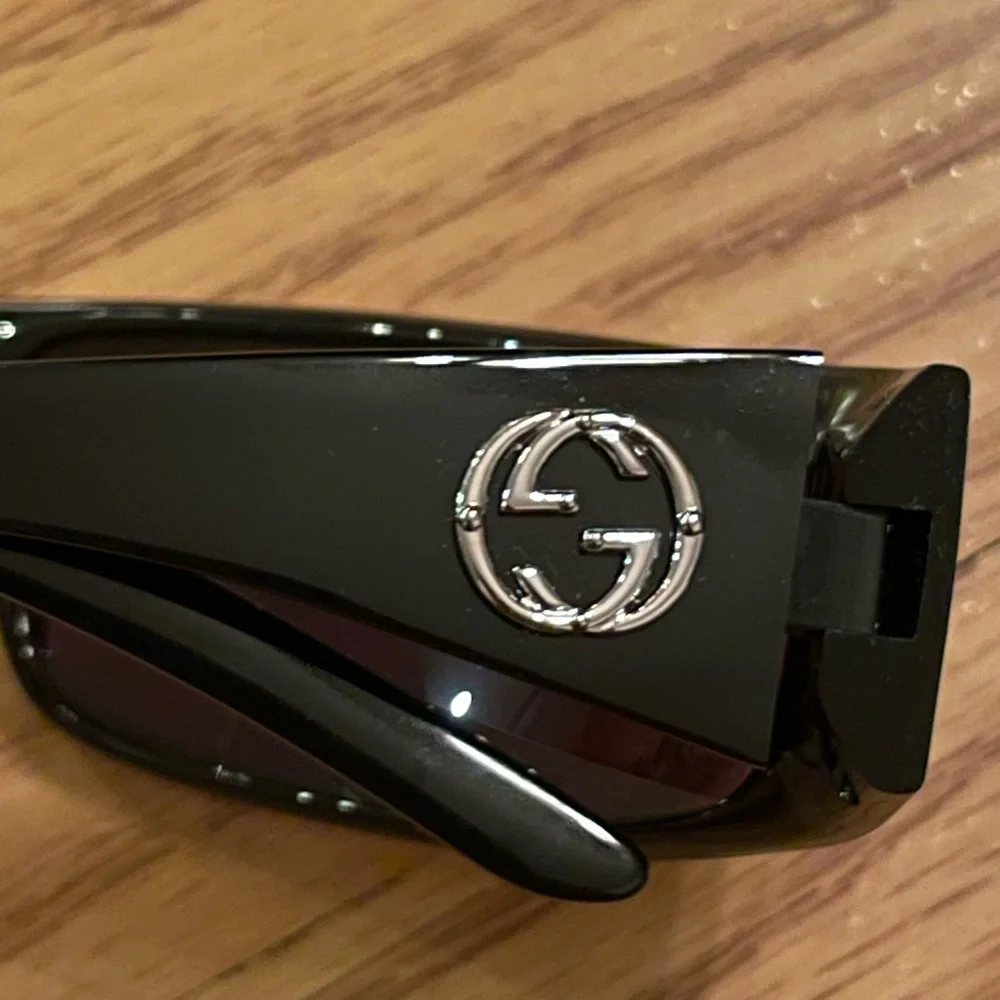 Gucci sunglasses men’s